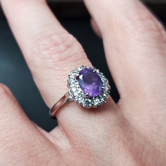 Size 6.5 Sterling Silver Amethyst And Halo Cubic Zirconia Ring - Picture 4 of 8